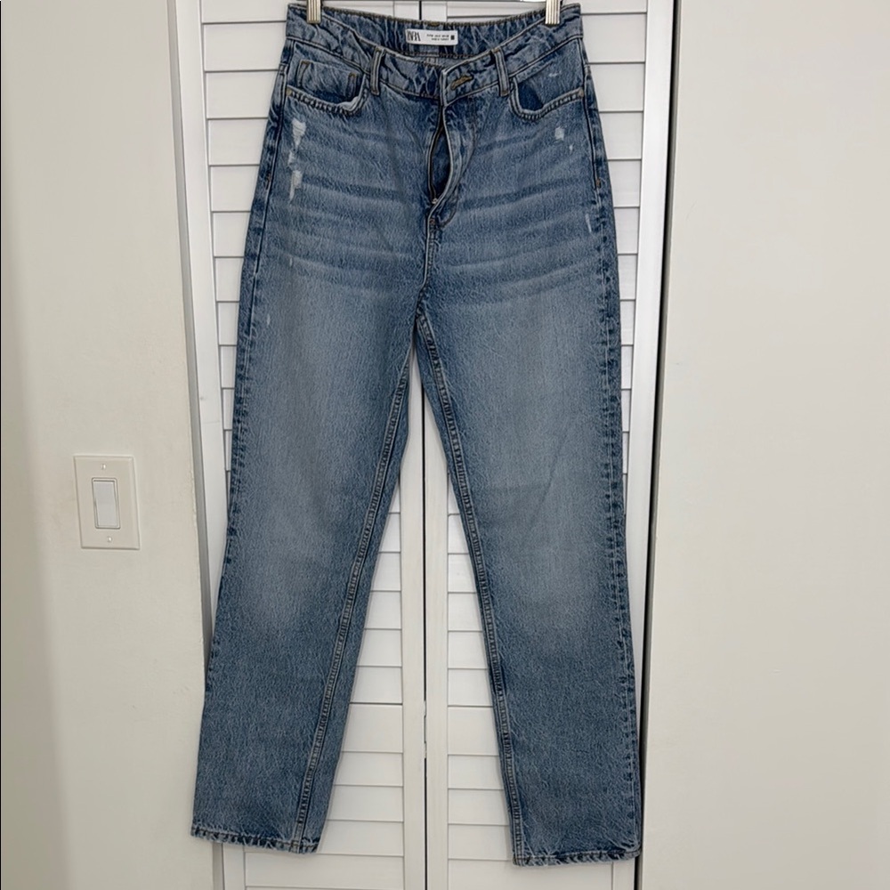 Zara Light Blue Straight-Leg Jeans